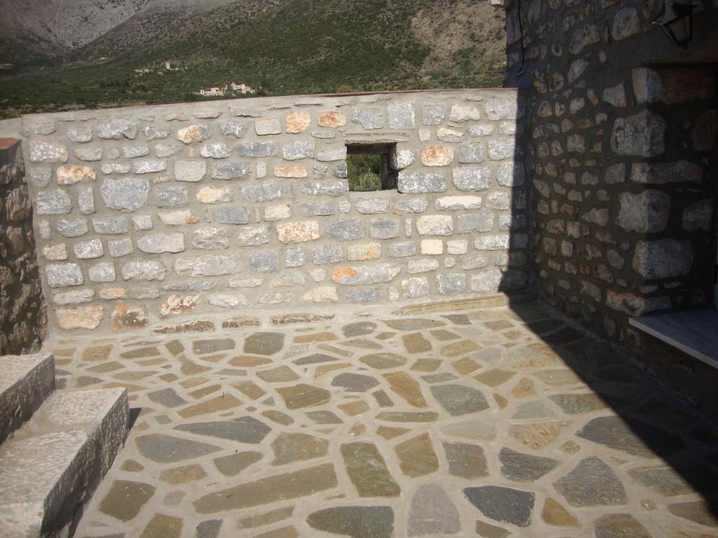 Kafiona Guesthouse Pyrgos Dirou Luaran gambar